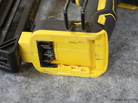 Dewalt xr accu afwerktacker dcn660, 18v, type 1 - afbeelding 7 van  7