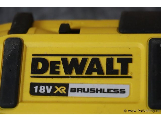 Dewalt xr accu afwerktacker dcn660, 18v, type 1 - afbeelding 2 van  6