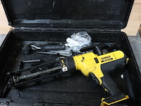Dewalt xr accu kitspuit dce560, 18v, type 1 incl. opbergkoffer - afbeelding 1 van  8
