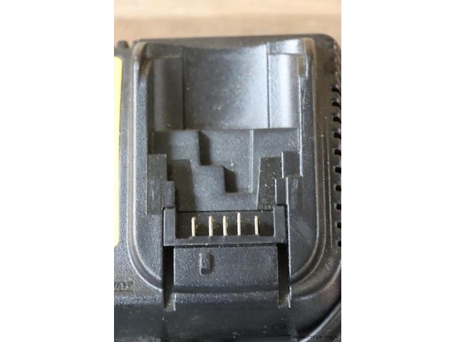 Dewalt xr acculader dcb115 type 2 - afbeelding 3 van  4