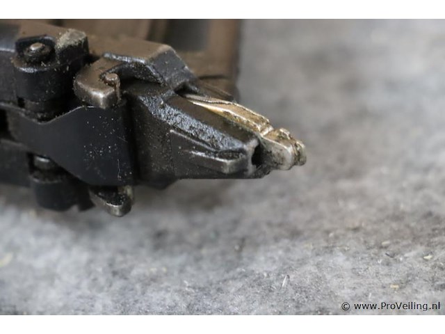 Dewalt xr afwerktacker dcn650n, 18v, type 1 - afbeelding 4 van  7