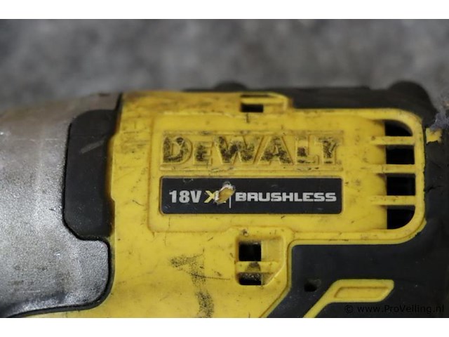 Dewalt xr compacte slagschroevendraaier dcf809, 18v - afbeelding 2 van  4