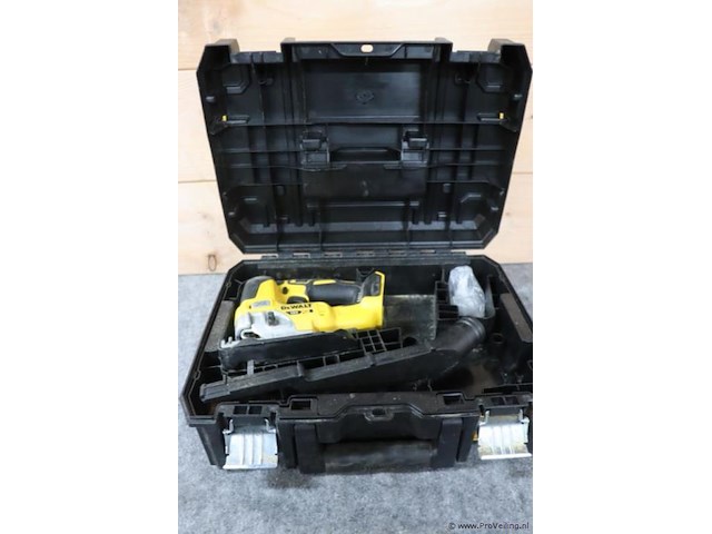 Dewalt xr decoupeerzaag dcs334, 18v incl. opbergkoffer - afbeelding 1 van  9