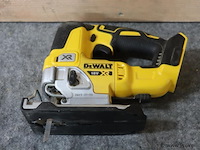 Dewalt xr decoupeerzaag dcs334, 18v incl. opbergkoffer - afbeelding 2 van  9