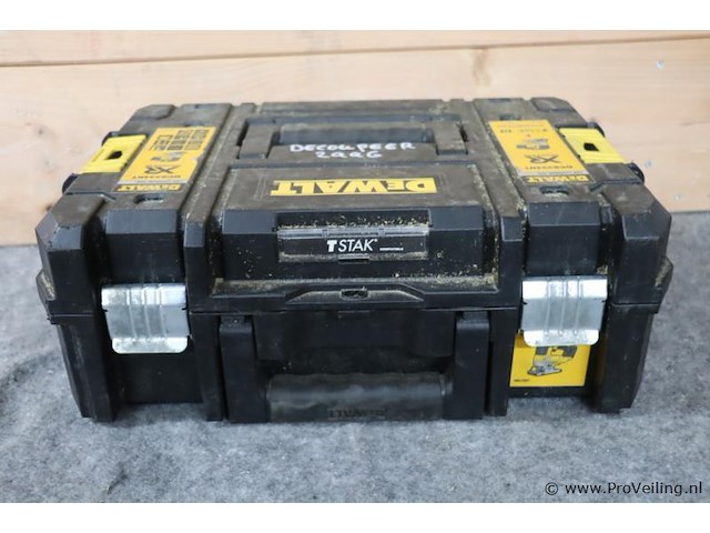Dewalt xr decoupeerzaag dcs334, 18v incl. opbergkoffer - afbeelding 8 van  9
