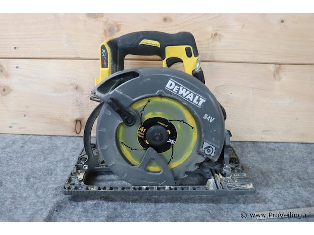 Dewalt xr flexvolt accu cirkelzaag dcs579 dcs579nt, 54v, type 1 incl. opbergkoffer - afbeelding 2 van  7