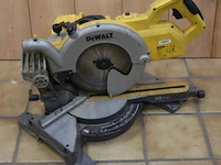 Dewalt xr flexvolt afkort- en verstekzaag dcs778, 54v, type 1 - afbeelding 1 van  6
