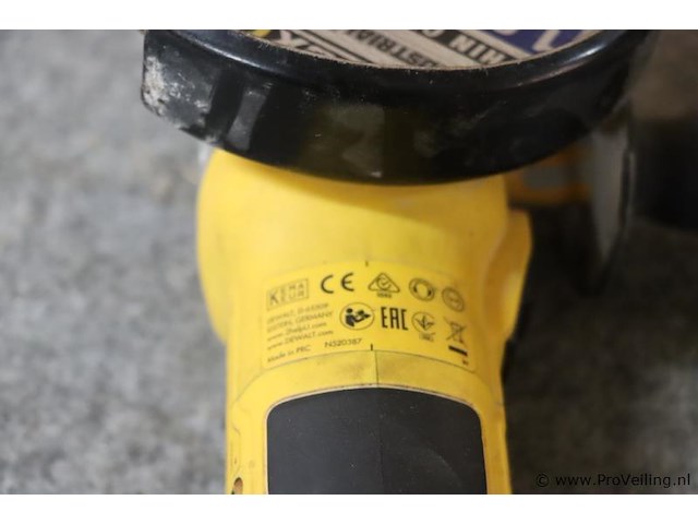 Dewalt xr haakse slijper dcg405, 18v, type 1 incl. opbergkoffer - afbeelding 5 van  8