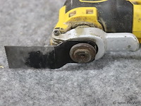 Dewalt xr oscillerende multitool dcs355 dcs355nt incl. opbergkoffer - afbeelding 8 van  12