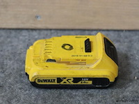 Dewalt xr schuifaccu dcb183, 18v, 2.0ah - afbeelding 1 van  3