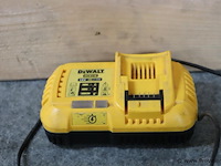 Dewalt xr snellader dcb118 type 1 - afbeelding 1 van  5