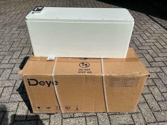 Deye ai-w5.1-b batterijopslag module (3x) - afbeelding 8 van  13