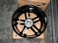 Dezent - ttrf8ba51e 112x5 7,5jx18h2 velgenset - velg - afbeelding 5 van  5