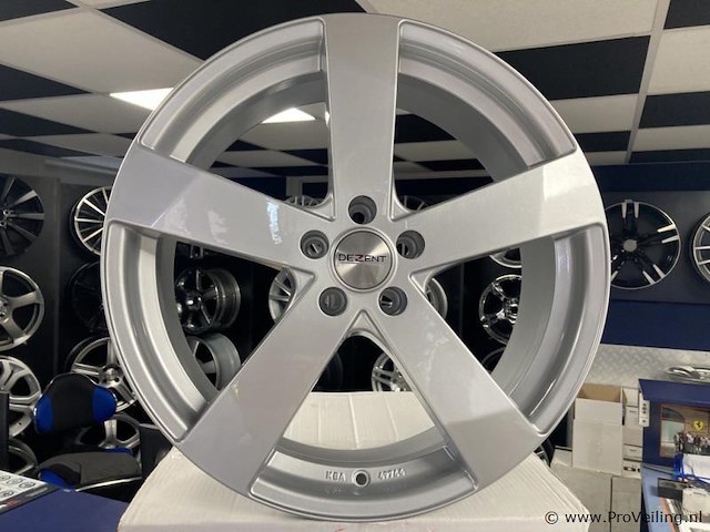 Dezent aluminium velgenset - 5x105 7.5j et38 - afbeelding 1 van  1