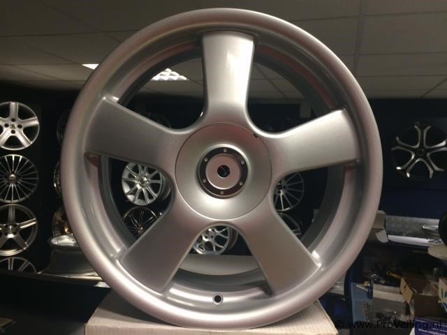 Dezent luxus aluminium velgenset - 5x120 7.5j et30-35 - afbeelding 2 van  2