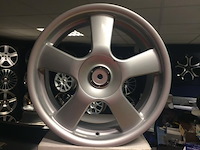 Dezent luxus aluminium velgenset - 5x120 7.5j et30-35 - afbeelding 2 van  2