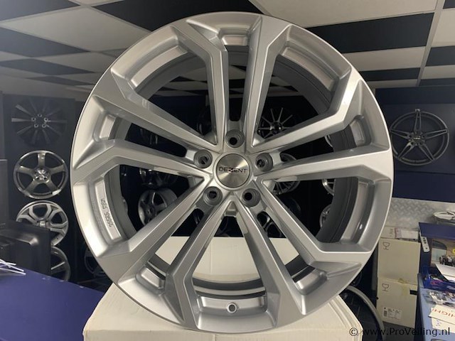 Dezent ta aluminium velgenset - 5x114.3 8j et45 - afbeelding 1 van  1