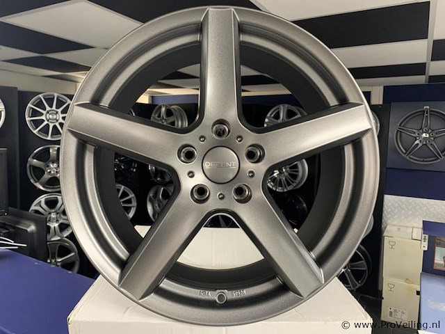 Dezent ty aluminium velgenset - 5x114.3 7j et51 - afbeelding 1 van  1