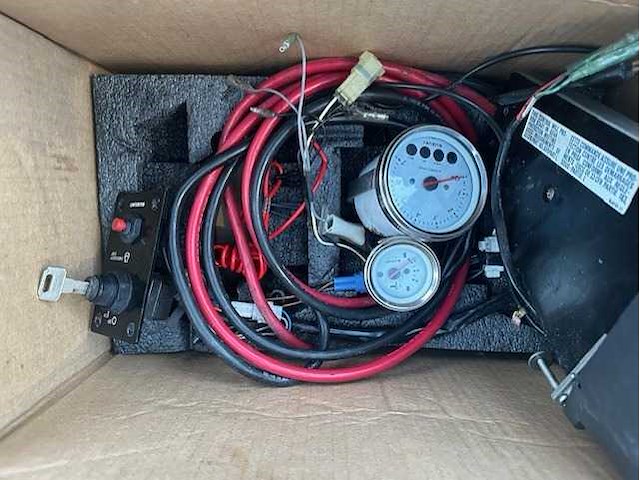 Df140 - buitenboordmotor suzuki 140 pk xl - afbeelding 1 van  6