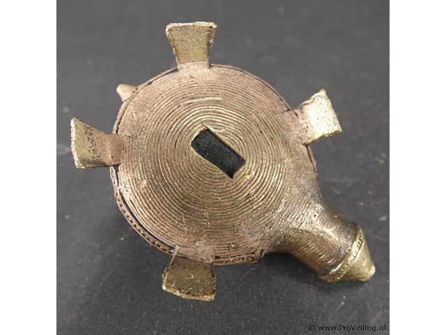 Dhokra koperen indiaas schildpadbeeldje - afbeelding 5 van  5