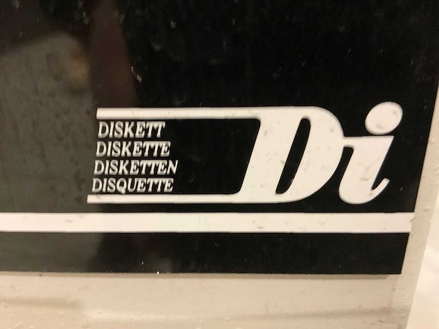 Di kluis - afbeelding 6 van  6