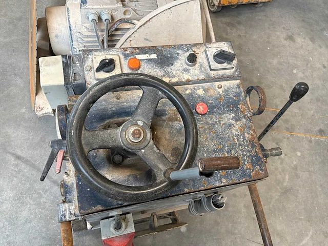 Dia-technikas gsa-15 verrijdbare asfalt-betonzaag - afbeelding 7 van  10