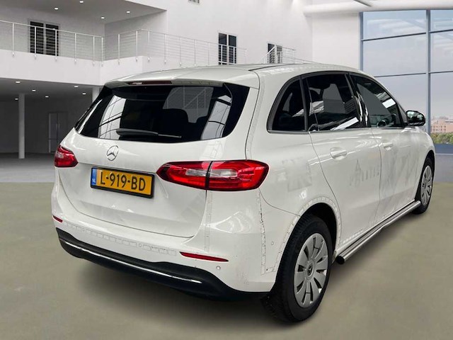 Diagnose mercedes-benz b-klasse 200d advantage, l-919-bd - afbeelding 6 van  13