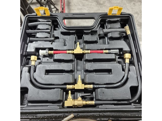 Diagnoseapparaat, brandstofdrukmeter, diagnosetester, bosch, weber tools, snap-on, kts590, wt-110011, eesc318 - afbeelding 11 van  17