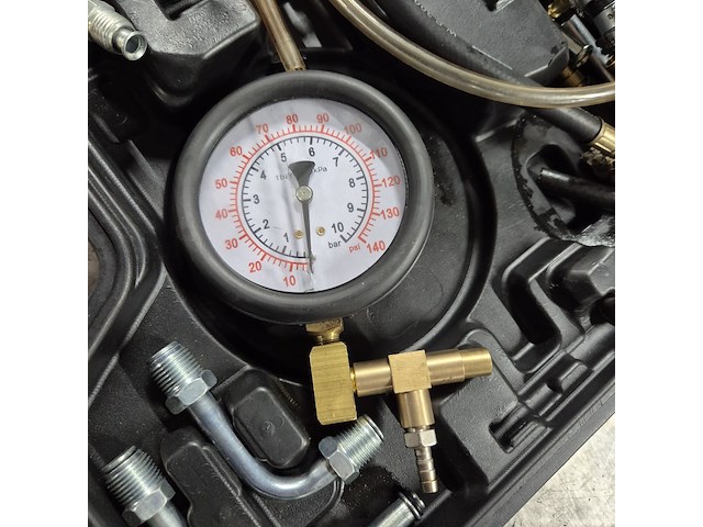 Diagnoseapparaat, brandstofdrukmeter, diagnosetester, bosch, weber tools, snap-on, kts590, wt-110011, eesc318 - afbeelding 13 van  17