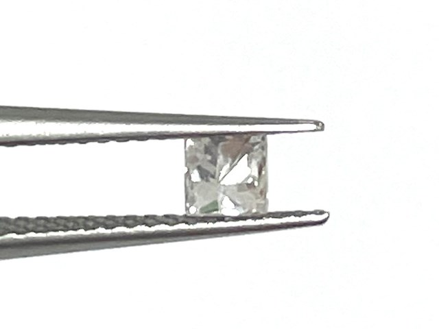 Diamant - 0.10 carat natuurlijke diamant (gecertificeerd) - afbeelding 2 van  2