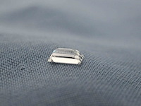 Diamant - 0.23 carat natuurlijke baguette geslepen diamant (gecertificeerd) - afbeelding 2 van  4