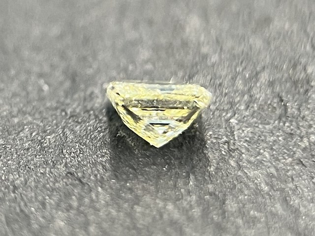 Diamant - 0.23 carat prinses geslepen diamant (gecertificeerd) - afbeelding 3 van  4