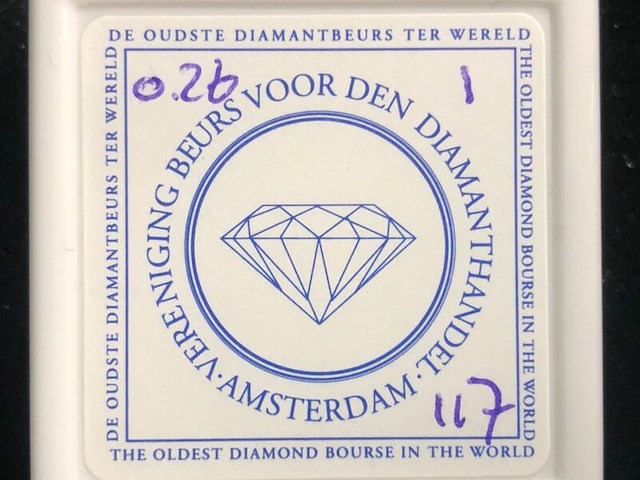 Diamant - 0.26 carat natuurlijke roze gekleurde briljant geslepen diamant - afbeelding 4 van  4