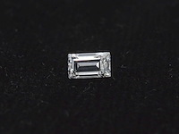 Diamant - 0.35 carat echte baguette geslepen diamant (gecertificeerd) - afbeelding 1 van  3