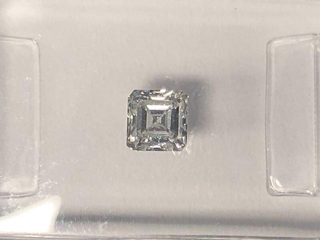 Diamant - 0.35 carat natuurlijke diamant (gecertificeerd) - afbeelding 1 van  4