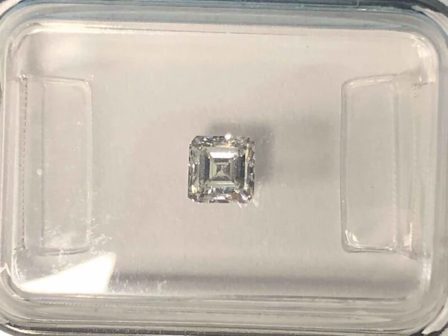 Diamant - 0.35 carat natuurlijke diamant (gecertificeerd) - afbeelding 2 van  6