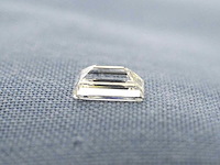 Diamant - 0.37 carat natuurlijke baguette geslepen diamant (gecertificeerd) - afbeelding 2 van  4