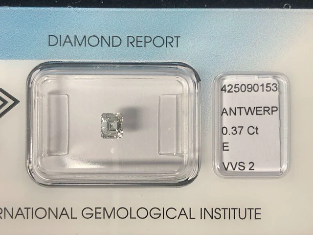 Diamant - 0.37 carat natuurlijke diamant (gecertificeerd) - afbeelding 3 van  6