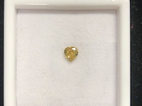 Diamant - 0.37 carat natuurlijke gekleurde diamant - afbeelding 1 van  5