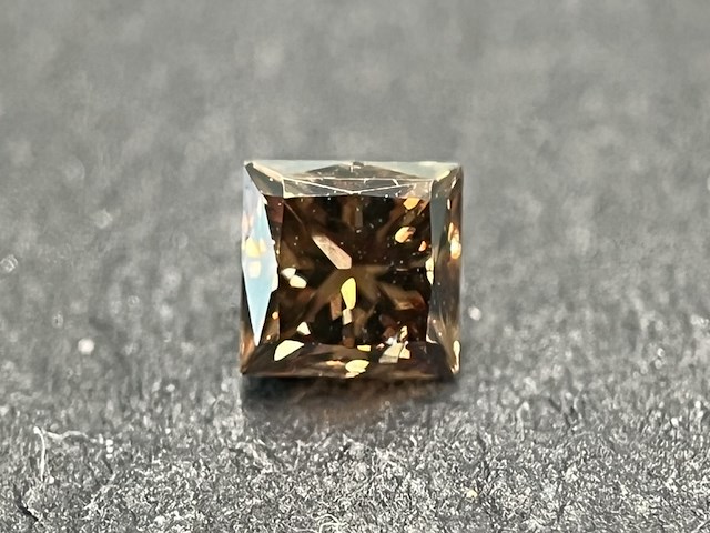 Diamant - 0.38 carat natuurlijke diamant - afbeelding 1 van  5