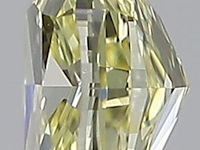 Diamant - 0.40 carat fancy geel kussenvorm geslepen diamant met een gia certificaat (gecertificeerd) - afbeelding 2 van  3
