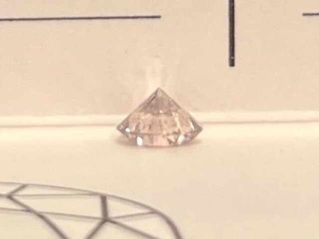 Diamant - 0.40 carat natuurlijke briljant geslepen roze diamant (gecertificeerd) - afbeelding 2 van  2