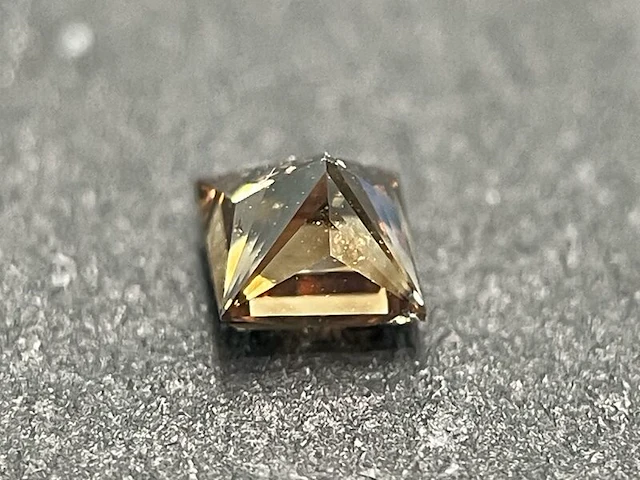Diamant - 0.40 carat natuurlijke diamant - afbeelding 2 van  5