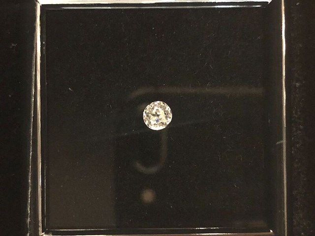 Diamant - 0.43 carat natuurlijke diamant (gecertificeerd) - afbeelding 2 van  6