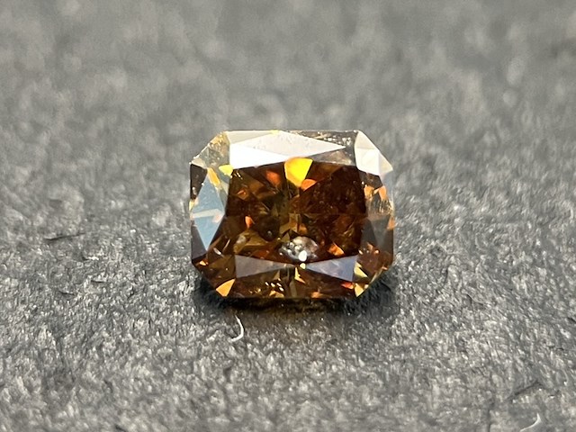 Diamant - 0.47 carat natuurlijke diamant (gecertificeerd) - afbeelding 1 van  2