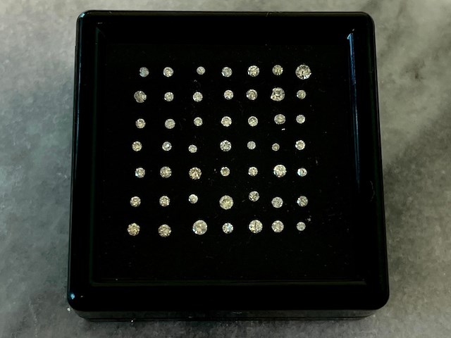 Diamant - 0.60 carat natuurlijke geslepen diamant - afbeelding 1 van  2