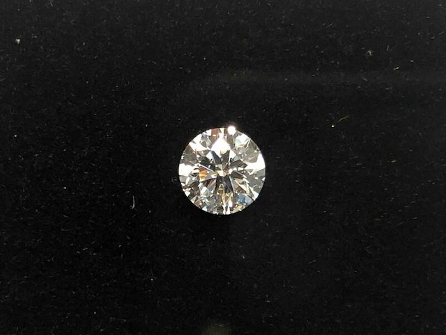 Diamant - 0.70 carat natuurlijke diamant (gecertificeerd) - afbeelding 1 van  4