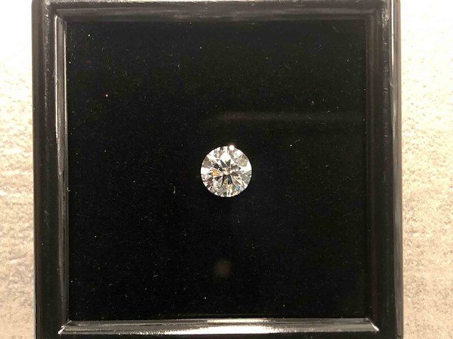 Diamant - 0.70 carat natuurlijke diamant (gecertificeerd) - afbeelding 2 van  4