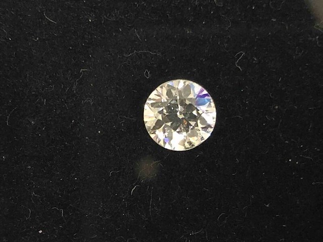 Diamant - 0.73 carat natuurlijke briljant geslepen diamant - afbeelding 1 van  2