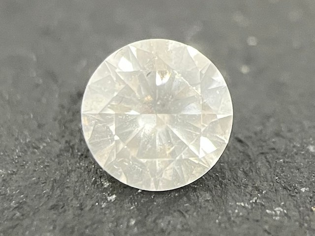 Diamant - 0.88 carat natuurlijke fancy white natuurlijke briljant geslepen diamant - afbeelding 1 van  4
